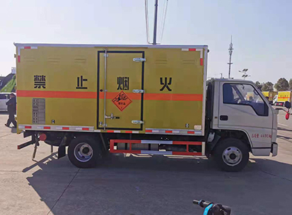 汝南爆破器材运输车